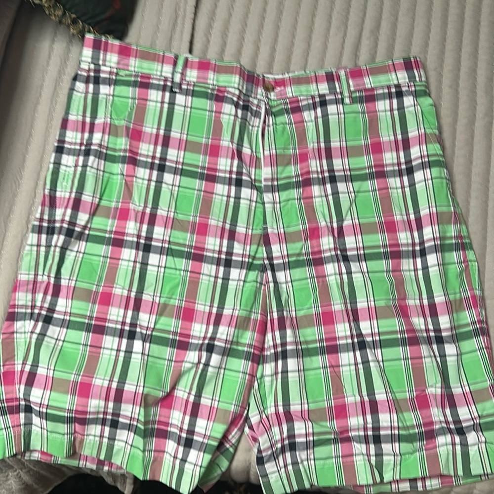 Golf shorts with Laurel Valley country club emblem